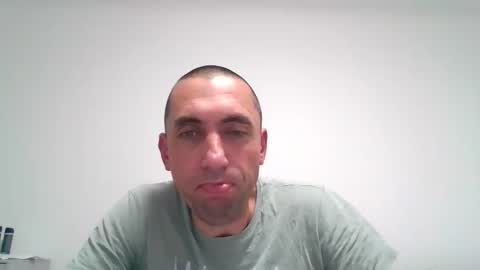 Snapshot of cum_shot8407 chatting on October 18, 3:35 pm cum_shot8407 online show from October 18, 3:35 pm