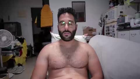Snapshot of cuman15 chatting on March 13, 1:34 am Cuman online show from March 13, 1:34 am