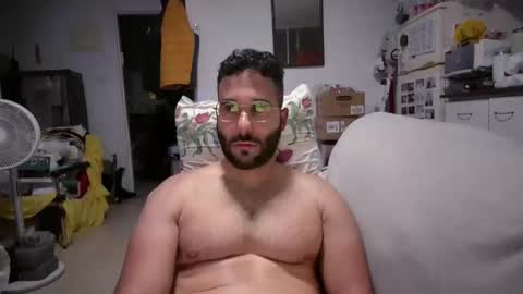 Snapshot of cuman15 chatting on April 9, 12:10 am Cuman online show from April 9, 12:10 am