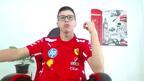 cumandres online show from October 4, 2:15 pm