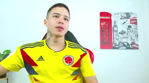 cumandres online show from June 17, 3:35 pm