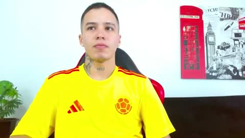 cumandres online show from June 23, 3:54 pm