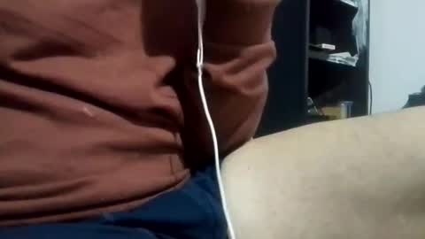 Snapshot of cumbian_chero chatting on March 24, 9:25 am cumbian_chero online show from March 24, 9:25 am