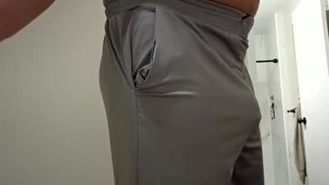 cumforever69 online show from October 25, 4:31 am