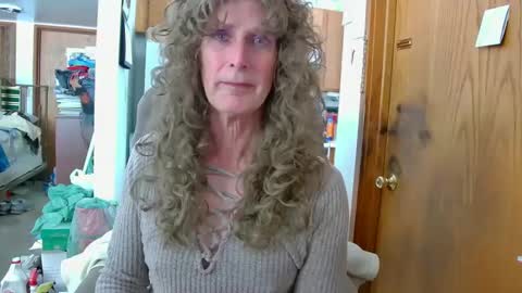 Nikki online show from February 16, 7:05 pm