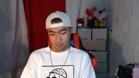 ask me online show from November 18, 11:36 am