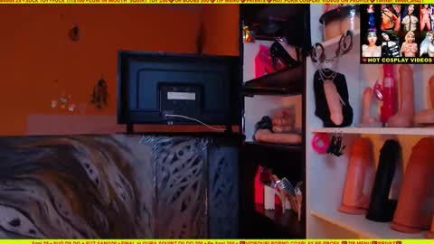 cuminmenowbby online show from December 2, 11:56 am