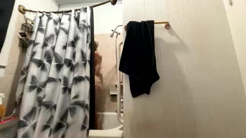 Snapshot of cumnsparkle chatting on December 22, 5:54 pm cumnsparkle online show from December 22, 5:54 pm