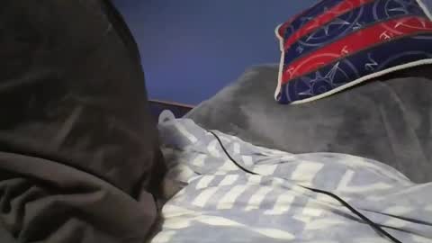 cumonmeplease6 online show from October 10, 4:22 am