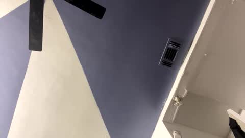 Aprilia online show from December 7, 7:38 am