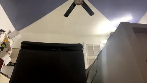 Aprilia online show from December 18, 4:09 am