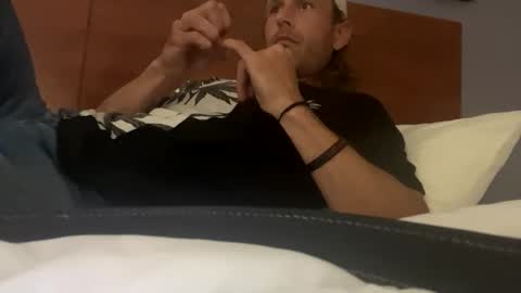 cumslutboi27 online show from March 4, 4:49 am