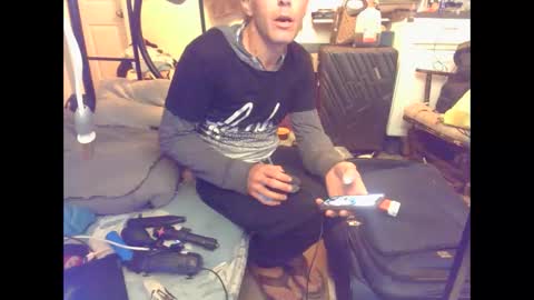 cumslutboi27 online show from October 29, 7:32 am