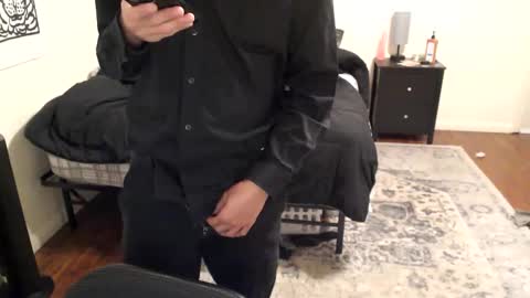 Snapshot of cumworldxxi chatting on December 15, 3:33 am charlie online show from December 15, 3:33 am