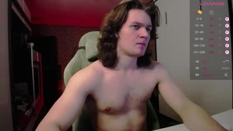 Snapshot of cumzan_ chatting on March 4, 11:22 pm Tarzan online show from March 4, 11:22 pm