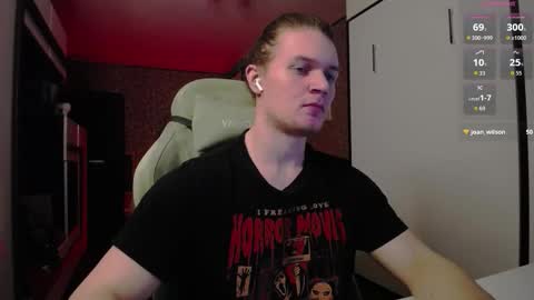 Snapshot of cumzan_ chatting on March 10, 1:10 am Tarzan online show from March 10, 1:10 am