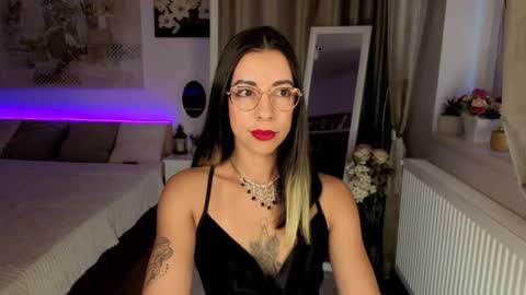 Evelyn online show from September 23, 7:11 am