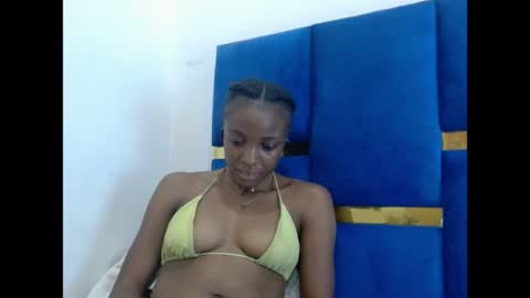 Snapshot of cupidxdoll chatting on April 21, 6:12 pm cupidxdoll online show from April 21, 6:12 pm