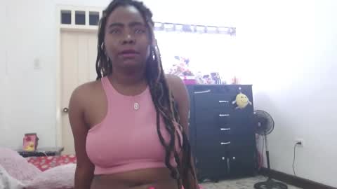 dominic and julieta... independent models online show from December 1, 5:02 pm