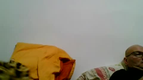 couple online show from December 20, 7:28 pm