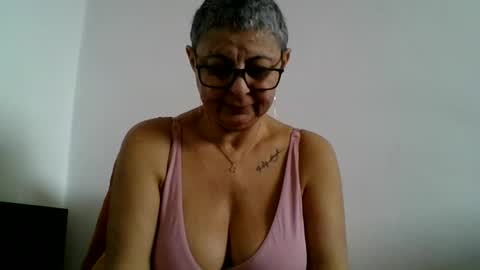 couple online show from January 30, 11:33 am