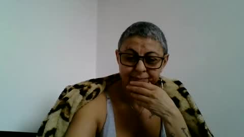 couple online show from January 31, 10:20 am