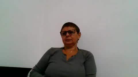 couple online show from October 3, 3:20 pm