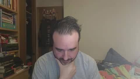 curiosillo1983 online show from December 14, 12:10 pm