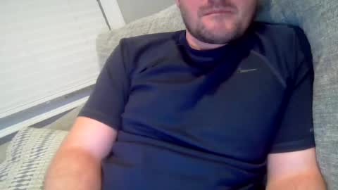 Snapshot of curiousbigcock24 chatting on August 5, 3:09 am curiousbigcock24 online show from August 5, 3:09 am