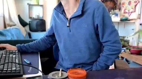 curiousgenie online show from December 18, 2:12 pm