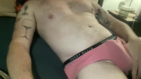 Snapshot of curiousmax18 chatting on October 28, 11:51 pm Maxx online show from October 28, 11:51 pm