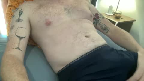 Snapshot of curiousmax18 chatting on November 17, 4:46 pm Maxx online show from November 17, 4:46 pm