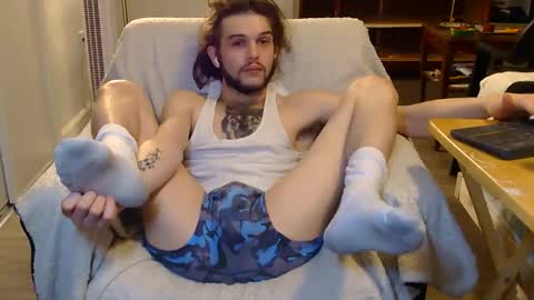 curiouss25 online show from December 13, 8:14 pm