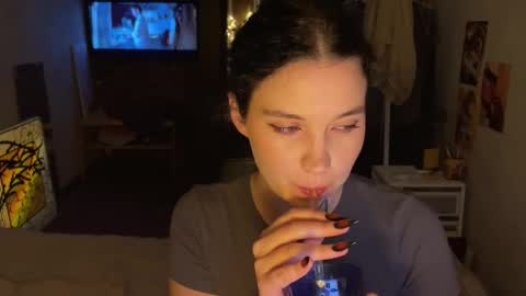 Snapshot of curly_mary chatting on September 19, 6:41 pm Mary online show from September 19, 6:41 pm