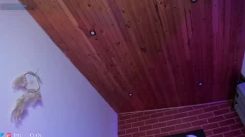 Snapshot of curly_scarlett69 chatting on May 4, 6:37 pm curly_scarlett69 online show from May 4, 6:37 pm