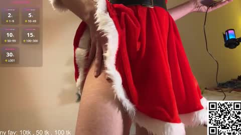 Mike  pvt is open online show from December 3, 11:13 pm