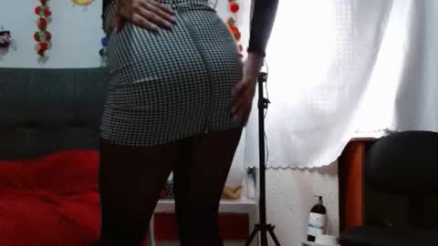 curlybutterfly online show from September 8, 11:04 pm