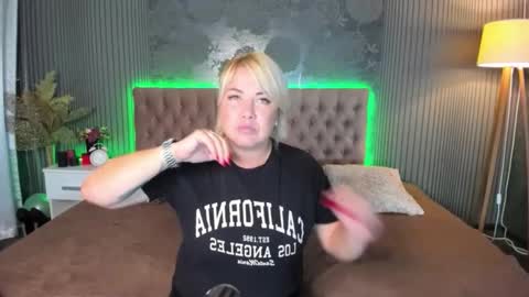 CurlyDreams online show from September 24, 11:57 am