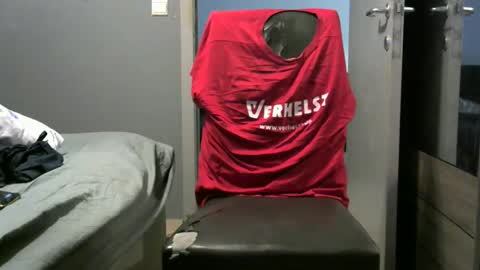 Snapshot of curlyfurly chatting on January 13, 3:01 am curlyfurly online show from January 13, 3:01 am