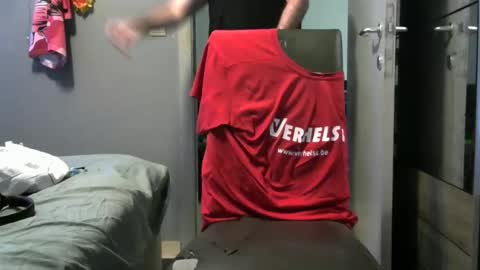 Snapshot of curlyfurly chatting on February 4, 11:42 pm curlyfurly online show from February 4, 11:42 pm