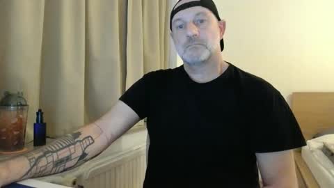 Curman85 online show from October 18, 10:32 pm