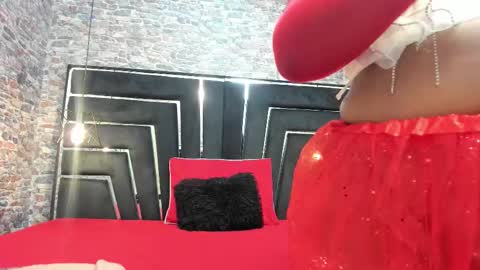 Alyanna  online show from October 31, 12:06 pm