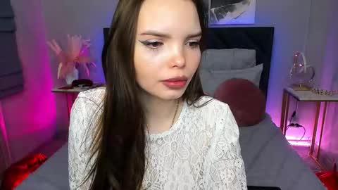 Snapshot of curvy_dynamite chatting on March 12, 1:23 am Sammy online show from March 12, 1:23 am