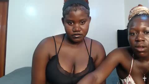 queen online show from March 27, 10:48 am