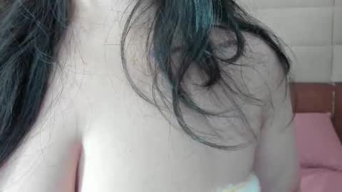 Snapshot of curvy_rousi chatting on October 18, 11:33 am Rosie online show from October 18, 11:33 am