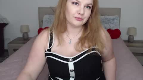 curvyanna13 online show from January 22, 6:20 pm