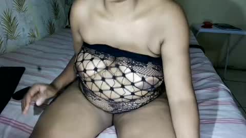 curvybae45 online show from July 1, 3:34 pm
