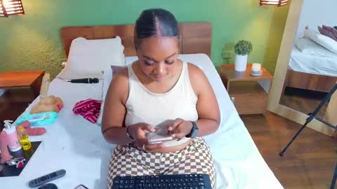 Danna online show from September 17, 7:59 pm