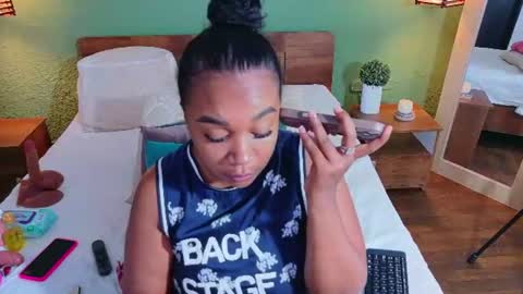 Danna online show from July 4, 6:03 pm