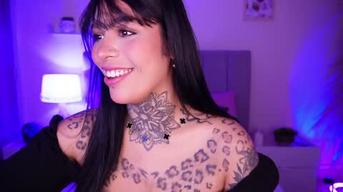 Snapshot of curvyliciouss chatting on January 26, 3:25 pm Samantha online show from January 26, 3:25 pm